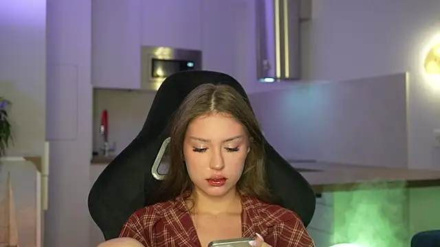 Cleose online show from January 17, 2026, 7:01 am