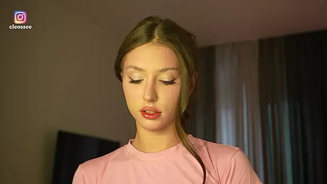 Cleose online show from March 8, 2026, 7:00 am