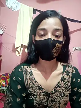 Snapshot of Green_LaDY66 chatting on May 15, 2026, 5:33 pm Green LaDY66 online show from May 15, 2026, 5:33 pm