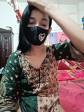 Snapshot of Green_LaDY66 chatting on June 19, 2026, 2:34 pm Green LaDY66 online show from June 19, 2026, 2:34 pm