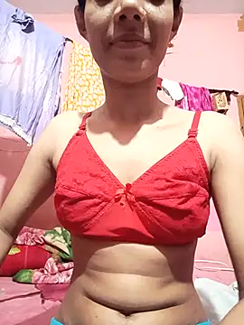 Snapshot of Green_LaDY66 chatting on April 28, 2026, 8:02 pm Green LaDY66 online show from April 28, 2026, 8:02 pm