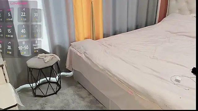 zhnlky online show from January 12, 2026, 7:15 am