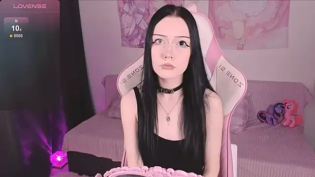 ophelia amber online show from June 28, 2026, 1:12 am