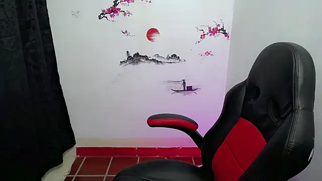 The latin boy online show from November 5, 2025, 1:58 pm