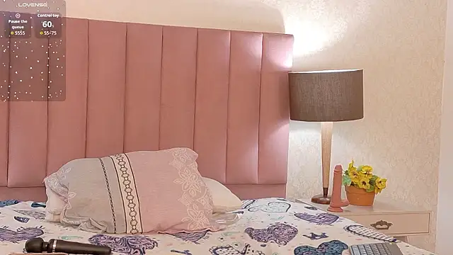 Alanagh  online show from March 8, 2026, 8:34 pm