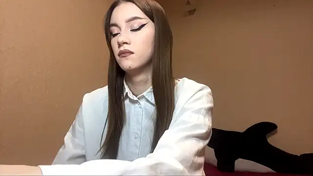 PrincessSuki online show from November 3, 2025, 2:09 pm