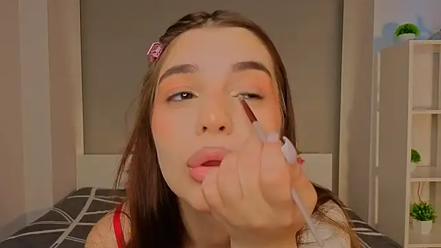 LauraHansil online show from February 7, 2026, 6:32 am