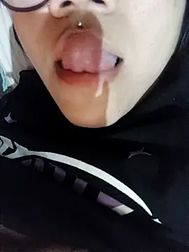 Camilu23 online show from February 25, 2026, 1:50 am