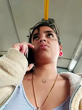 Moon And Sunn online show from November 29, 2025, 6:08 pm