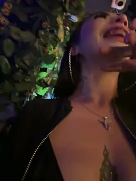 Moon And Sunn online show from April 3, 2026, 1:45 am