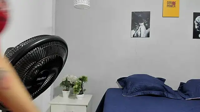 sexynova 93 online show from July 29, 2026, 7:46 pm