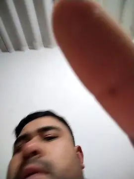 Snapshot of barbaaas123 chatting on February 11, 2026, 12:21 am barbaaas123 online show from February 11, 2026, 12:21 am