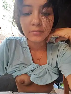 Snapshot of Soymaia chatting on February 17, 2026, 12:13 pm Soymaia online show from February 17, 2026, 12:13 pm