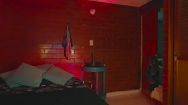 estmonnn online show from December 20, 2025, 12:13 am