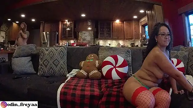 Snapshot of Odin_Freya chatting on December 19, 2025, 11:07 pm Odin Freya online show from December 19, 2025, 11:07 pm