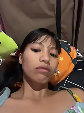 Snapshot of hottiebabe23 chatting on November 30, 2025, 6:25 am hottiebabe23 online show from November 30, 2025, 6:25 am