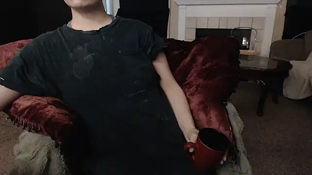 Skyl31 online show from November 3, 2025, 10:46 pm