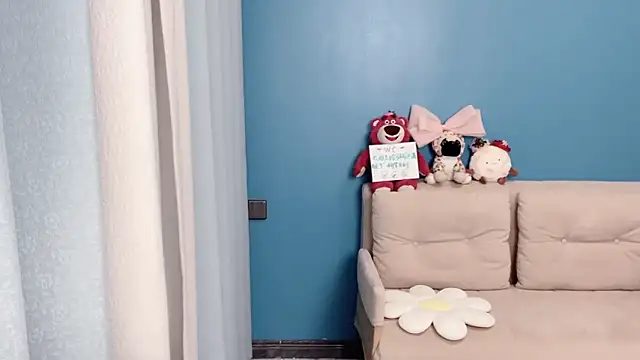 Snapshot of ella55-- chatting on March 10, 2026, 1:09 am ella55-- online show from March 10, 2026, 1:09 am