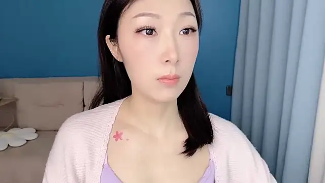 Snapshot of ella55-- chatting on March 24, 2026, 1:05 am ella55-- online show from March 24, 2026, 1:05 am