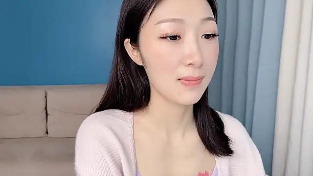 Snapshot of ella55-- chatting on April 3, 2026, 1:23 am ella55-- online show from April 3, 2026, 1:23 am