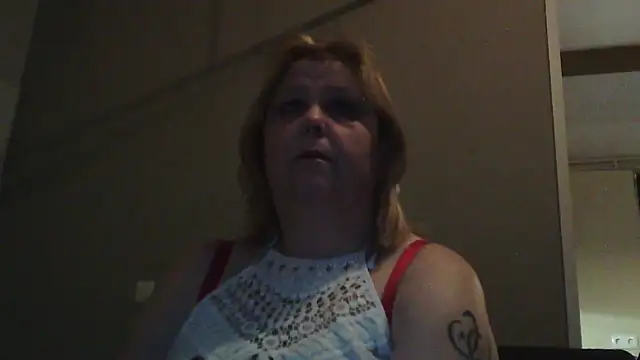 Sylviastar46 online show from February 7, 2026, 12:46 pm