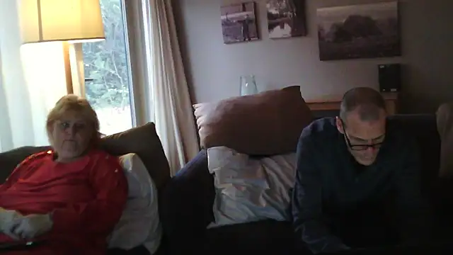 Sylviastar46 online show from November 26, 2025, 8:25 am