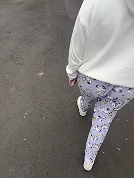 Teeny-Slut18 online show from June 4, 2026, 5:56 am