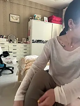 Snapshot of aniani11 chatting on March 3, 2026, 2:51 am aniani11 online show from March 3, 2026, 2:51 am