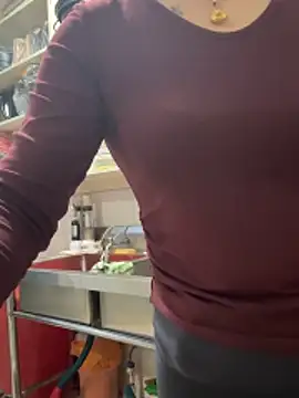 Snapshot of aniani11 chatting on February 13, 2026, 8:36 am aniani11 online show from February 13, 2026, 8:36 am