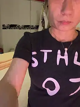 Snapshot of aniani11 chatting on March 4, 2026, 11:18 am aniani11 online show from March 4, 2026, 11:18 am