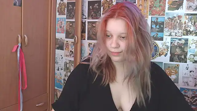 FoxPlayXX online show from July 4, 2026, 5:25 am