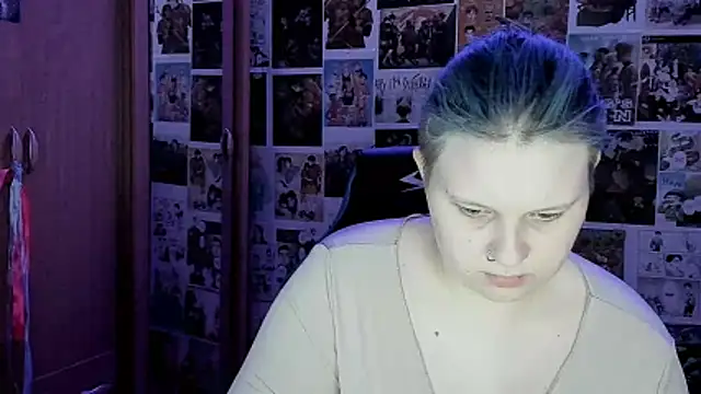 FoxPlayXX online show from June 15, 2026, 7:57 pm