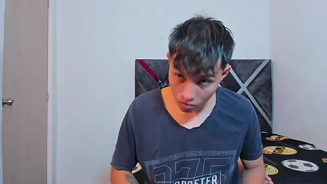 MollyandFher online show from November 13, 2025, 10:35 pm