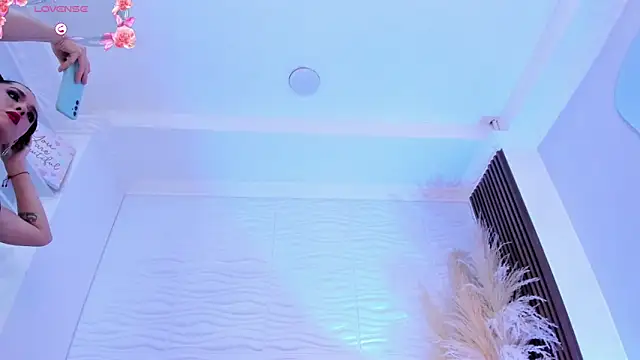 AudreyHayworth online show from December 14, 2025, 12:00 pm