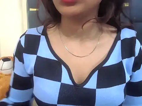 Lusty-Disha online show from February 1, 2026, 6:39 pm