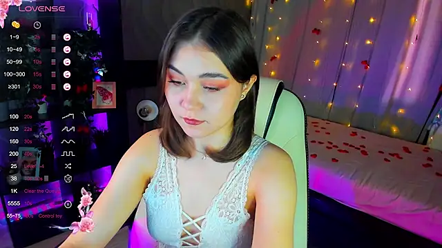 Snapshot of MistyLovia chatting on February 19, 2026, 10:01 am MistyLovia online show from February 19, 2026, 10:01 am