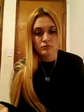 larubia arg online show from October 31, 2025, 2:41 am
