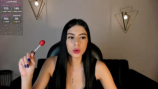 BellaConnorX online show from November 9, 2025, 3:43 am