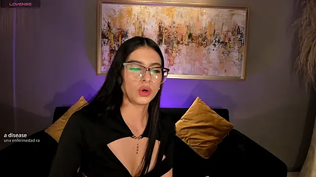 BellaConnorX online show from May 7, 2026, 4:06 am