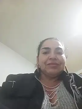 MaryRoze  online show from April 22, 2026, 1:23 am