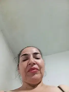Snapshot of MaryRoze_ chatting on June 19, 2026, 12:16 am MaryRoze online show from June 19, 2026, 12:16 am