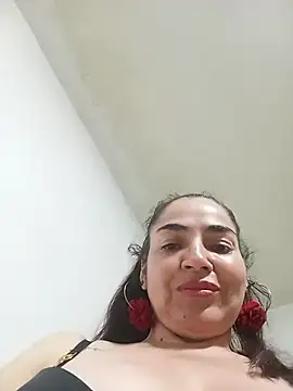 MaryRoze  online show from April 21, 2026, 1:42 am