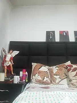 MaryRoze  online show from July 24, 2026, 12:39 am
