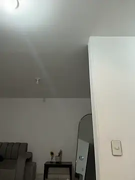 Raven DeVille online show from November 22, 2025, 1:48 am