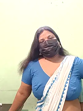 Snapshot of tamil_Nithya_J chatting on March 4, 2026, 9:39 am tamil Nithya J online show from March 4, 2026, 9:39 am