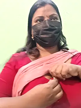 Snapshot of tamil_Nithya_J chatting on March 8, 2026, 10:51 am tamil Nithya J online show from March 8, 2026, 10:51 am