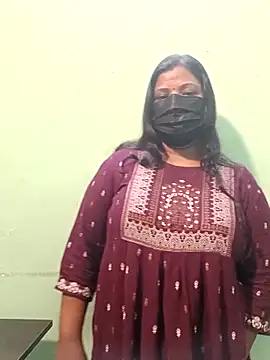 Snapshot of tamil_Nithya_J chatting on March 18, 2026, 12:41 pm tamil Nithya J online show from March 18, 2026, 12:41 pm