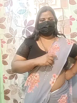 Snapshot of tamil_Nithya_J chatting on February 5, 2026, 7:59 am tamil Nithya J online show from February 5, 2026, 7:59 am