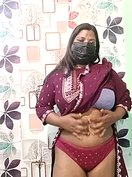 Snapshot of tamil_Nithya_J chatting on February 12, 2026, 6:24 am tamil Nithya J online show from February 12, 2026, 6:24 am