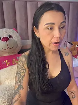 Natural BIGASS Nina online show from June 30, 2026, 8:09 pm